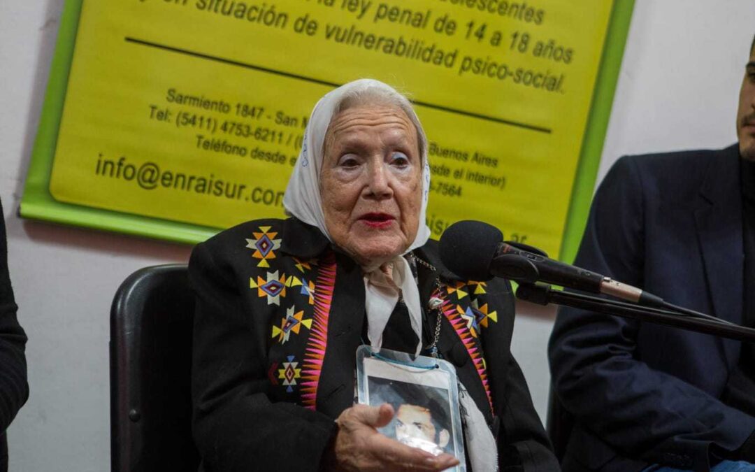 Charla Juventudes Norita Cortiñas